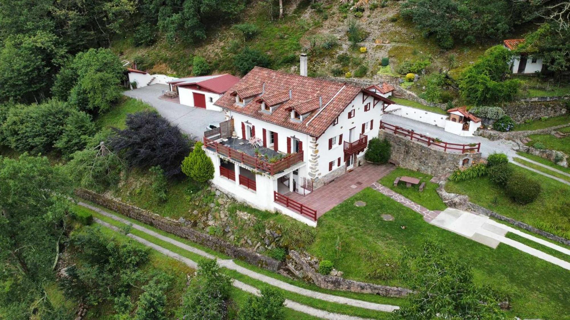 Chambres D'Hotes Agorerreka Saint-Etienne-de-Baigorry Exterior photo